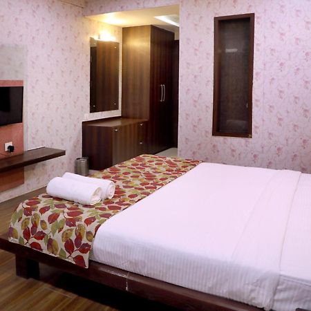 Hotel Pearls Aurangabad  Exterior photo