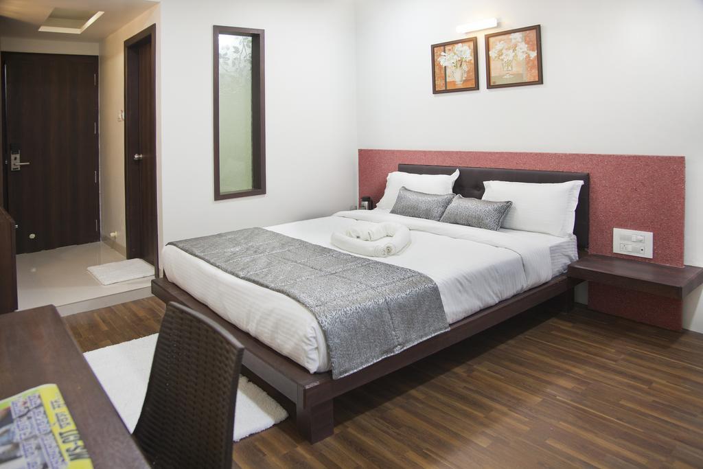 Hotel Pearls Aurangabad  Exterior photo